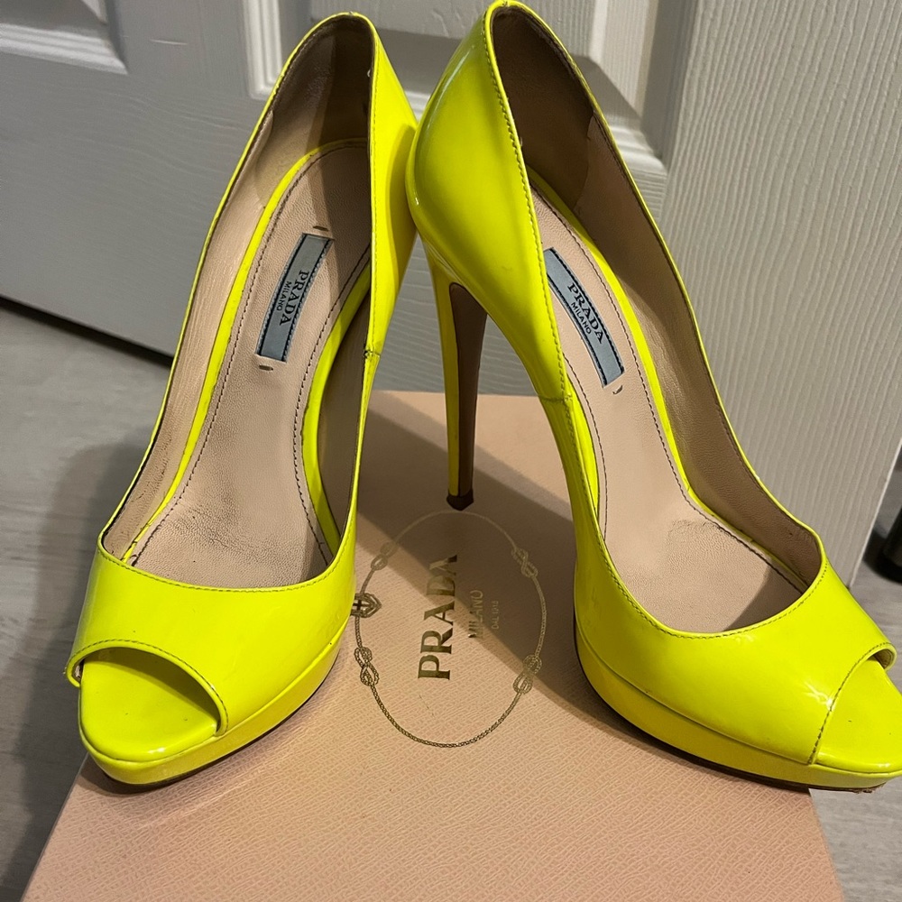 Lime Green Authentic Prada Heels. - image 3